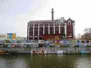 Здание под гостиницу,  развлекательный центр.