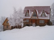 Продам базу отдыха в Карпатах с действующим  бизнесом
