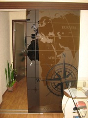 Межкомнатные стеклянные двери