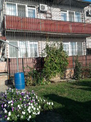 Продам 2-х этажный дом на берегу озера