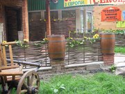 Украинский тын,  плетеный забор,  садовая мебель