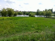 Продам участок 20 соток в престижном пос. Ольховка на берегу озера,  10 км. от Харькова