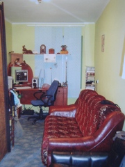 двокімнатна квартира, гараж та дача