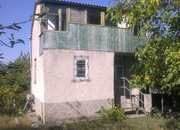 Дачный участок 4 сотки с домом и гаражом.