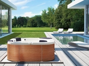 Новые гидромассажные бассейны европейского бренда Jacuzzi