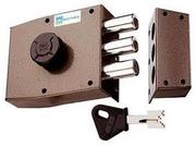 Услуги мастера по замкам Установка врезка замена замков цилиндров