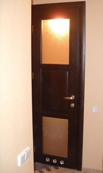 Двері з натурального дерева Львів