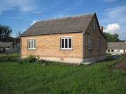 Продам цегляний будинок у смт. Млинів