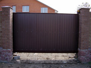 Заборы и ворота из профнастила