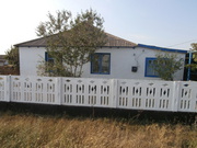 добротный  большой дом