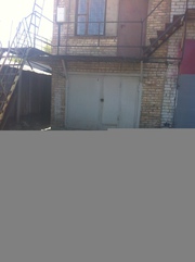 продам кирпичный гараж  36м2  РАДУЖНЫЙ