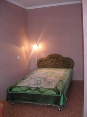 Сдам 1 комнатную квартиру посуточно Красный Камень