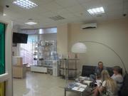 Собственник сдает прекрасное фасадное помещение в бизнес-центре.