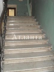 Продам комнату в коммунальной квартире на Ольгиевской!