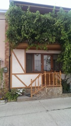 Продам дом в Совиньоне, первая линия, с катером