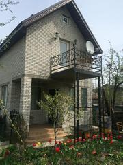 АРЕНДА Новый домик!! 2-х этажный Голсеевский р-н,  В парке -ул. Содовая