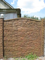 Еврозабор глянцевый двухсторонний вибролитой в  Харькове.