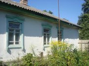 хозяин продаст дом 90м2 с участком 18 сот в г.Бровары 10км от Киева
