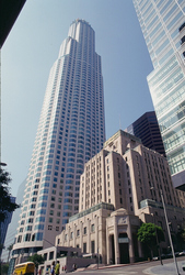 Продам СВОЮ 2-комн. сталинку с ремонтом (район Одесской)