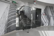 Стеклянные двери в офис от производителя