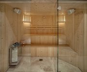 Стеклянные двери для бани и сауны от производителя