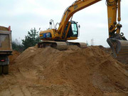 Грунт на подсыпку.Чернозем. Речной и овражный песок.Щебень. Отсев.