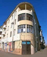Продам 3-к.,  м. Малишева,  сталінка,  4/4
